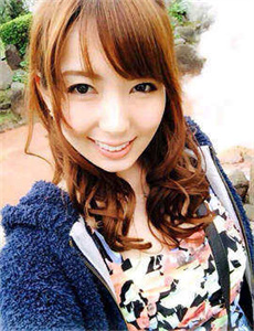 女收藏家