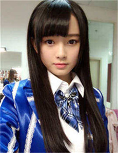 女生尿裤子