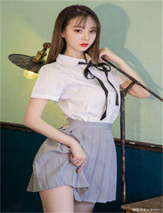 最美情侣高清视频播放
